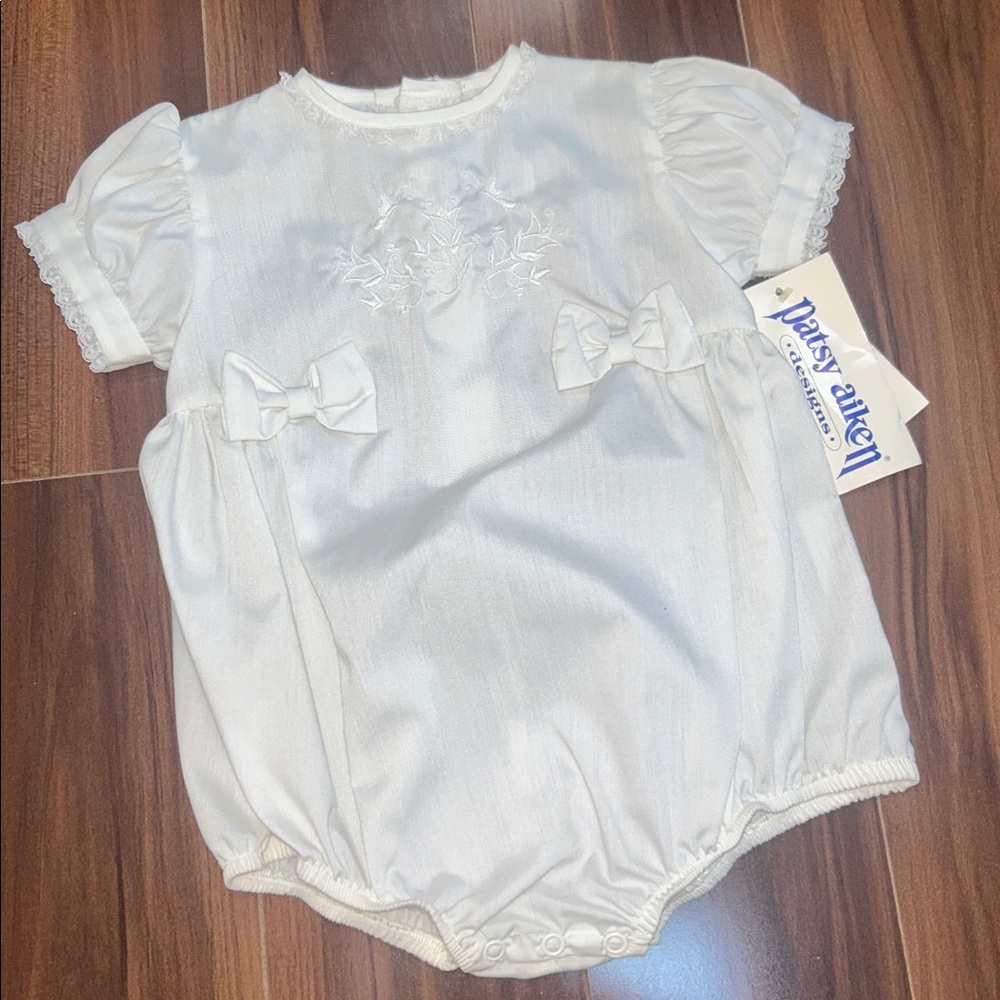 9 Months infant baby patsy Aiken made in the USA vintage onesie